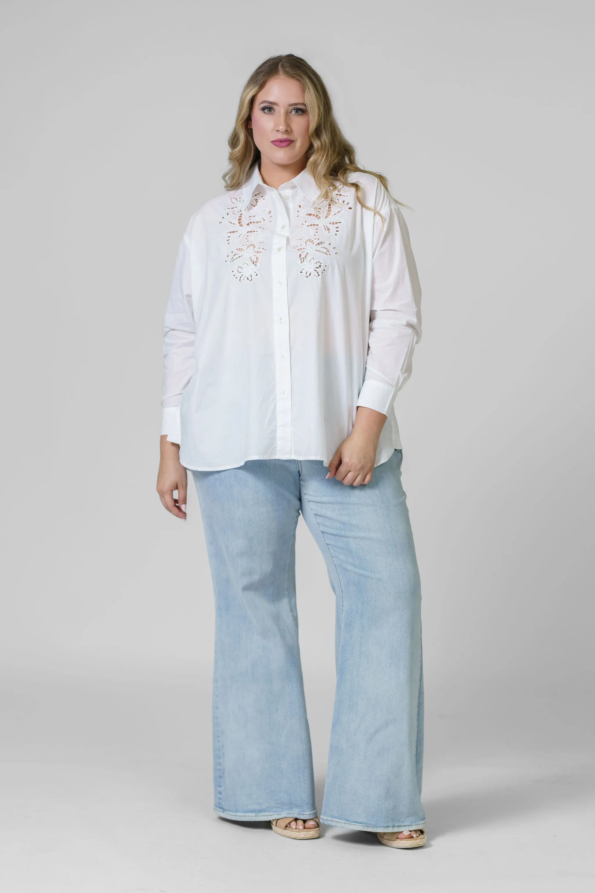 CALANDRA EMBROIDERED TOP