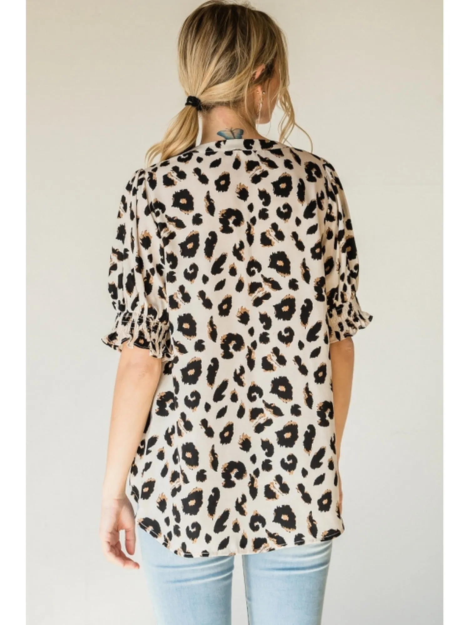 Classic Leopard Print Bunched Sleeve Top