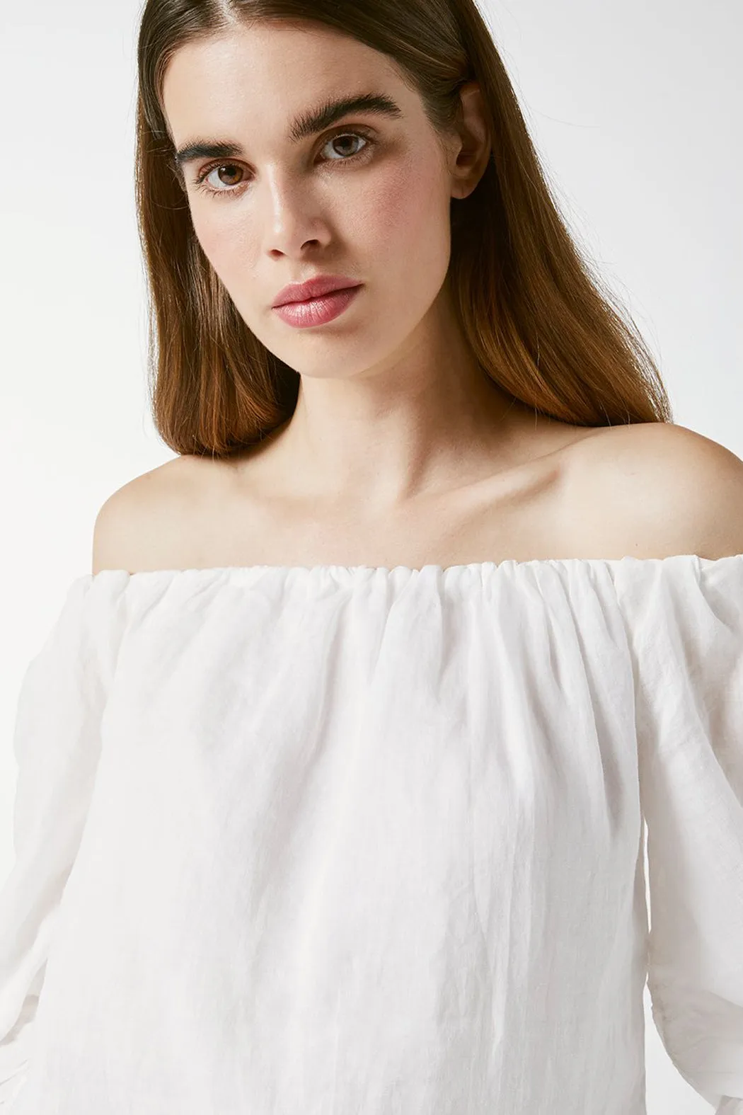 FRAME - Off the Shoulder Billow top