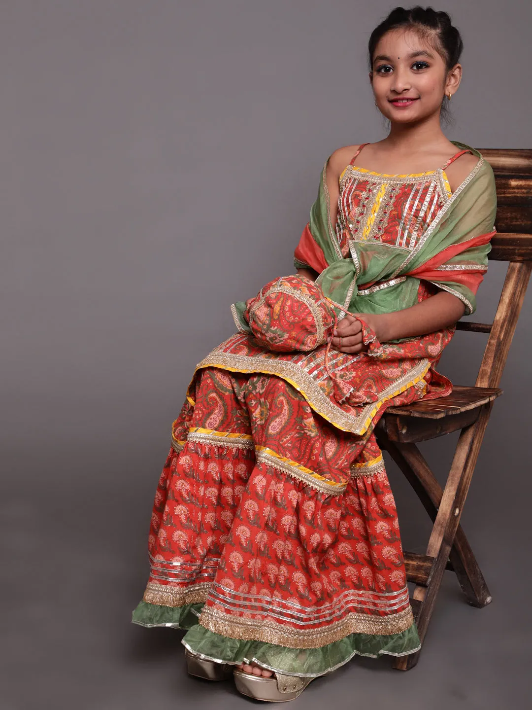 Girl's Red & Green Floral Printed Lace Work Kurta & Skirt With Organza Dupatta & Potali Bag - Aks Girls