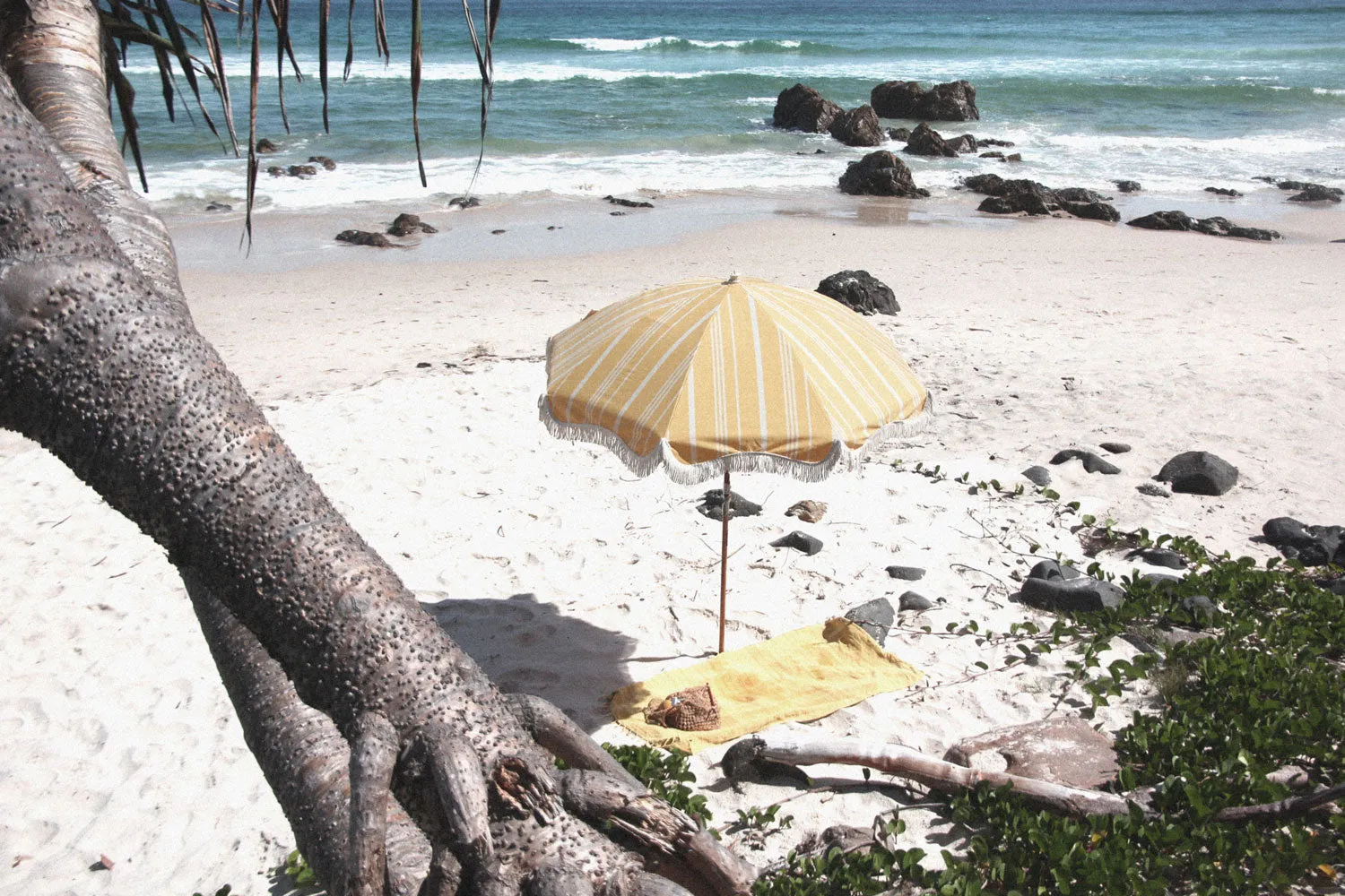 Premium Beach Umbrella Vintage Yellow Stripe