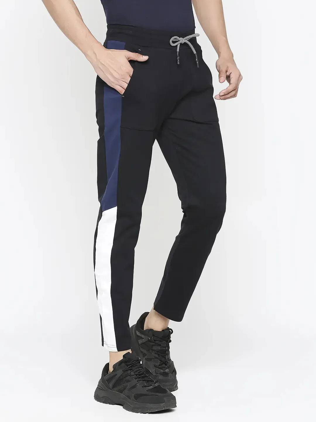 Spykar Men Navy Blue Cotton Regular Fit Knitted Trackpant