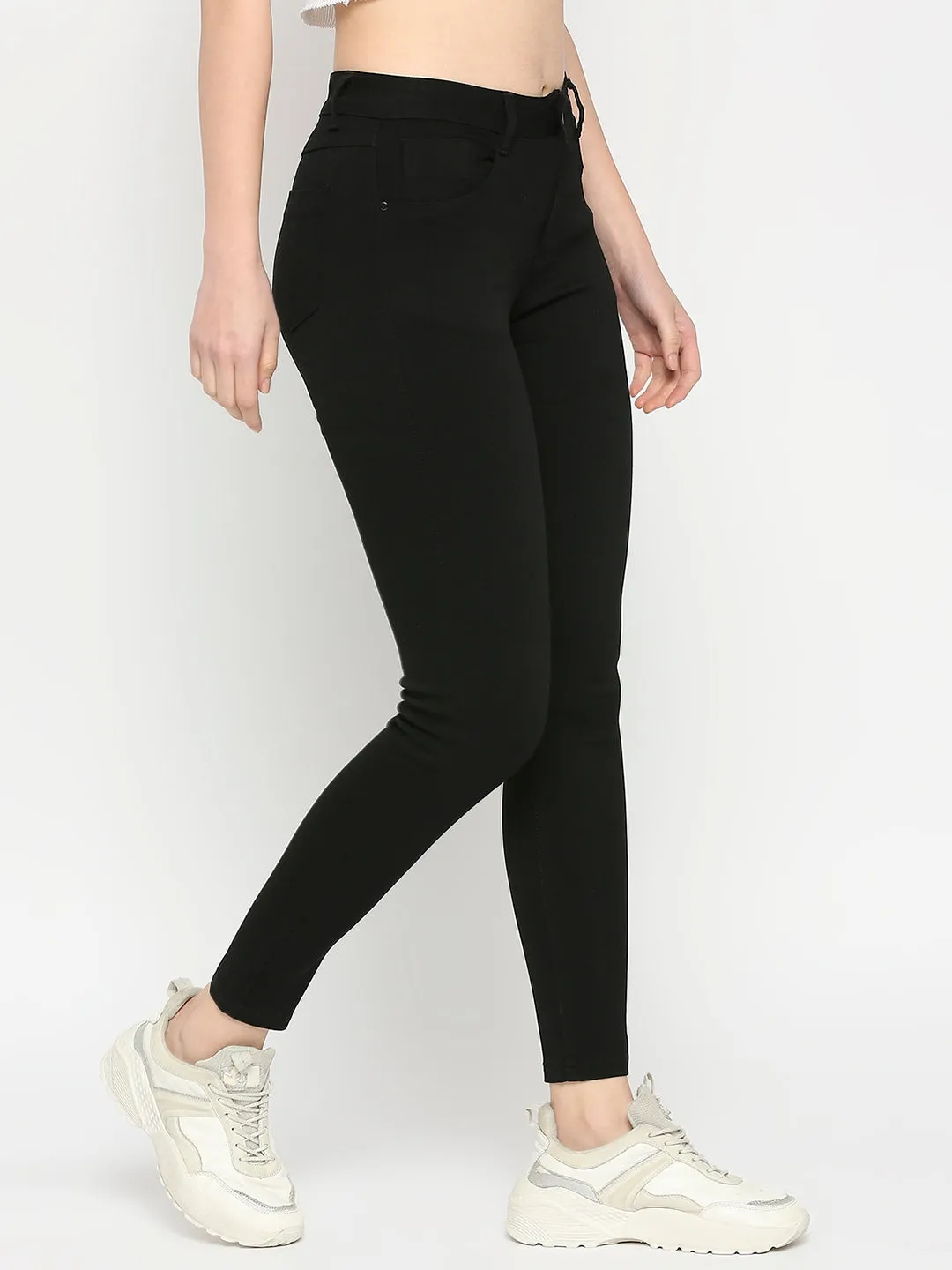 Spykar Women Black Blended Ankle Length Trackpant