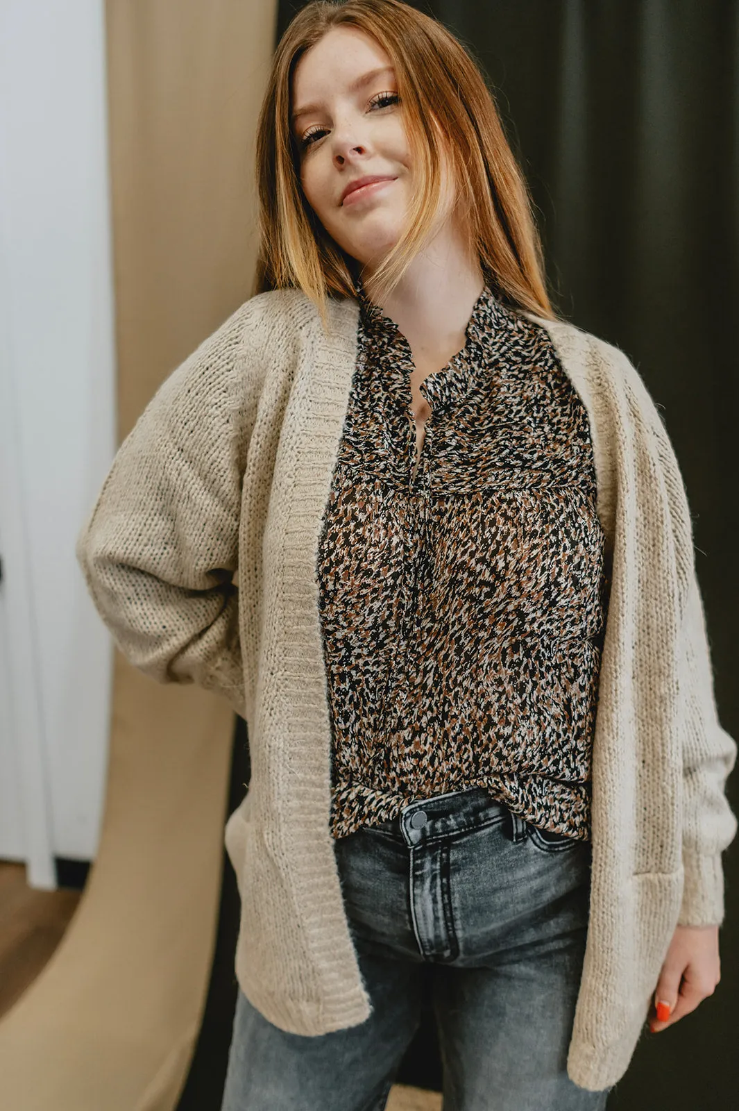 The Omira Cardigan - Oatmeal