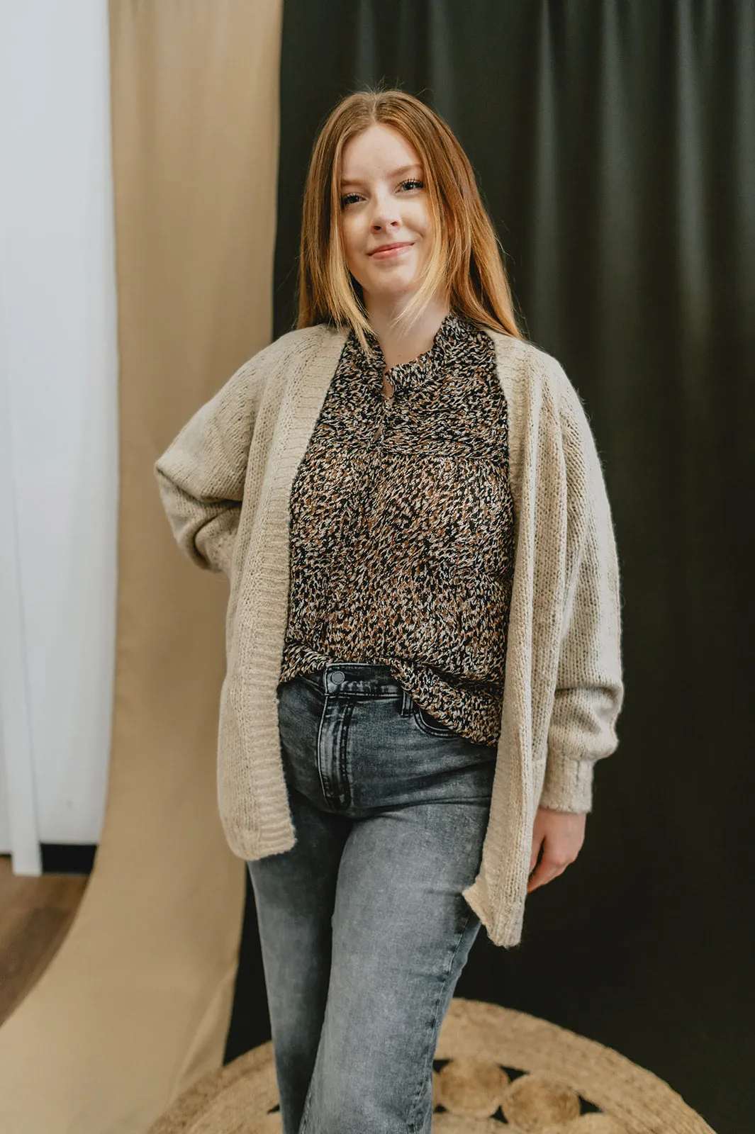 The Omira Cardigan - Oatmeal