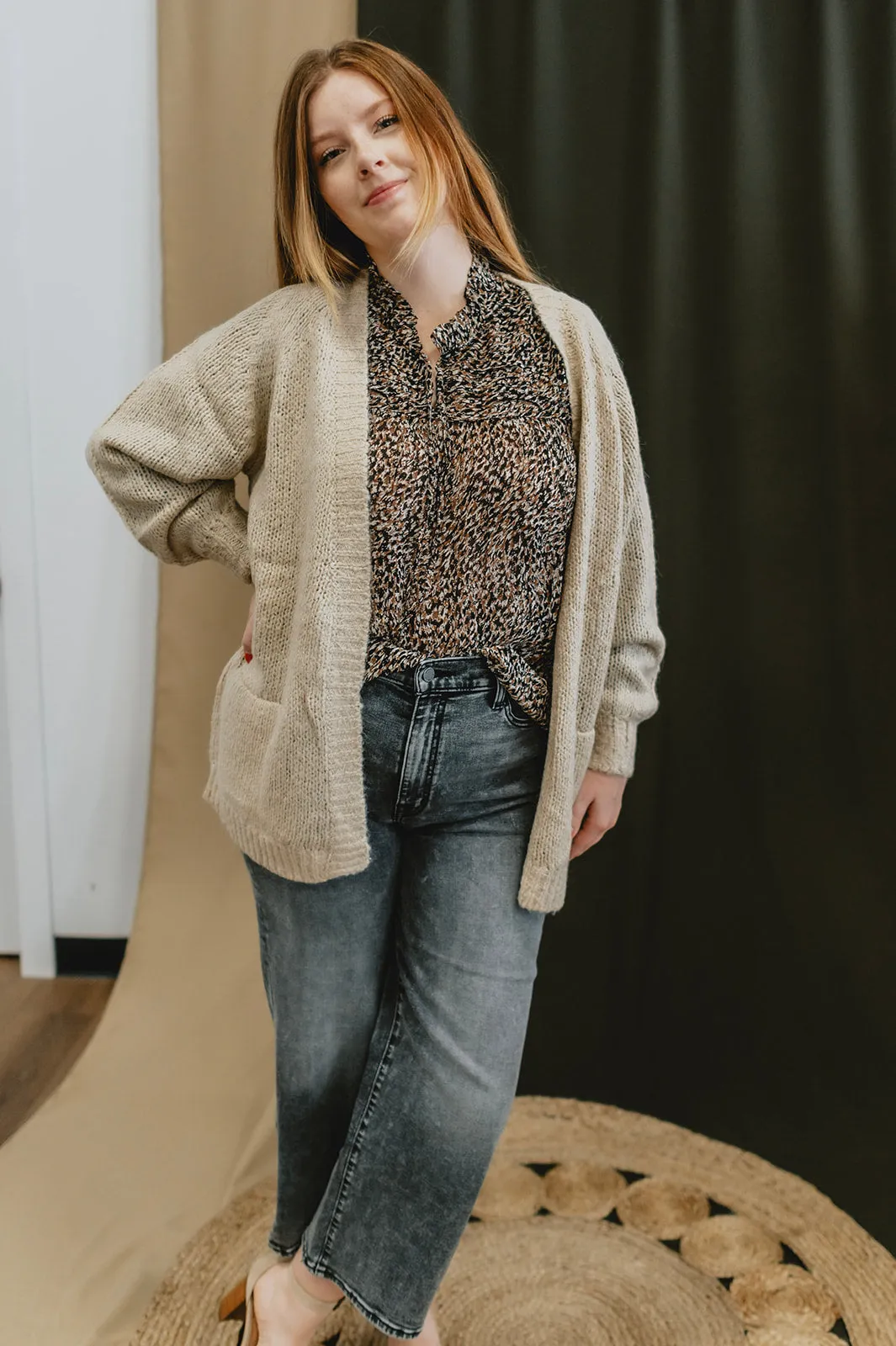 The Omira Cardigan - Oatmeal