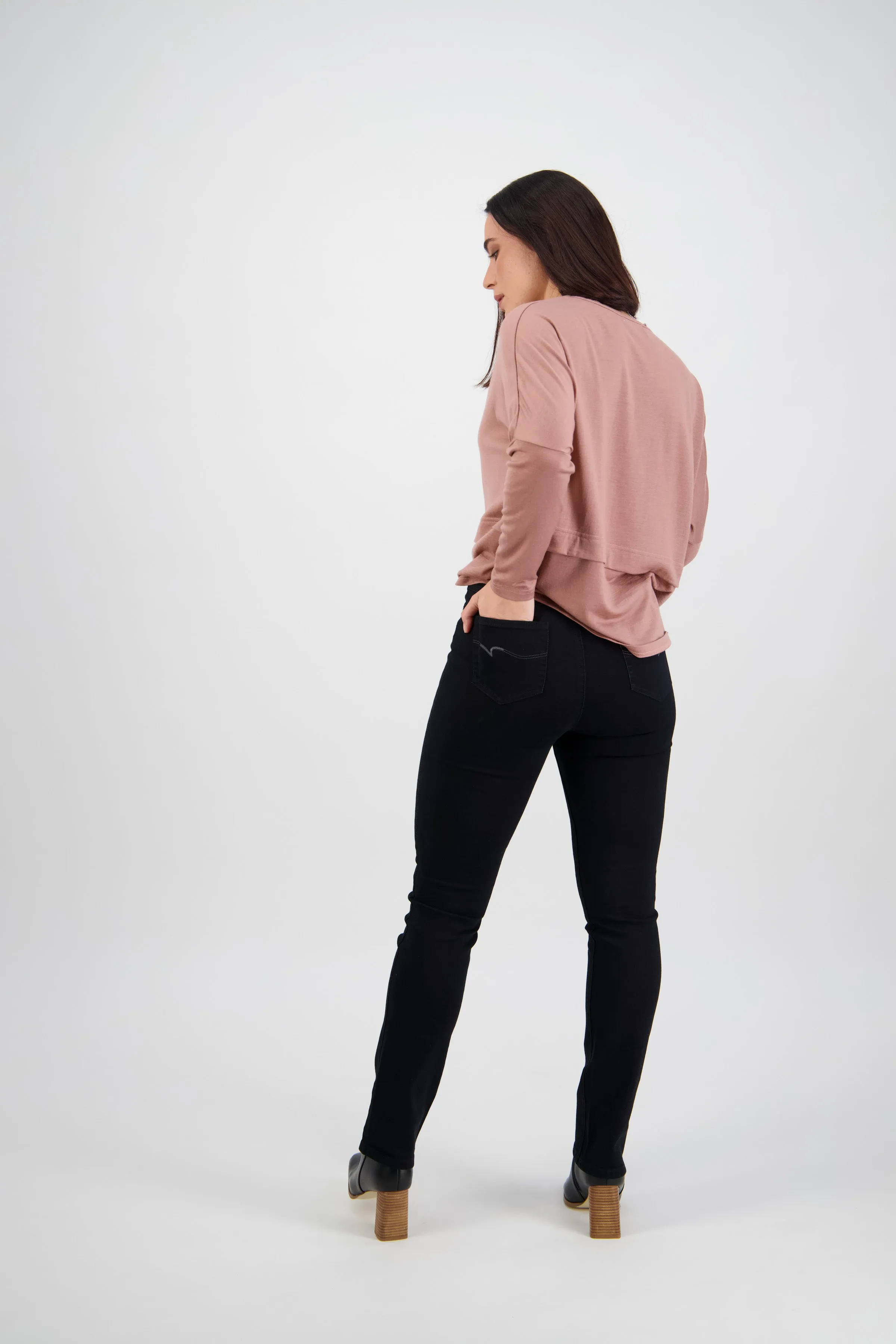 Vassalli 234DN Slim Leg Pull On Jean